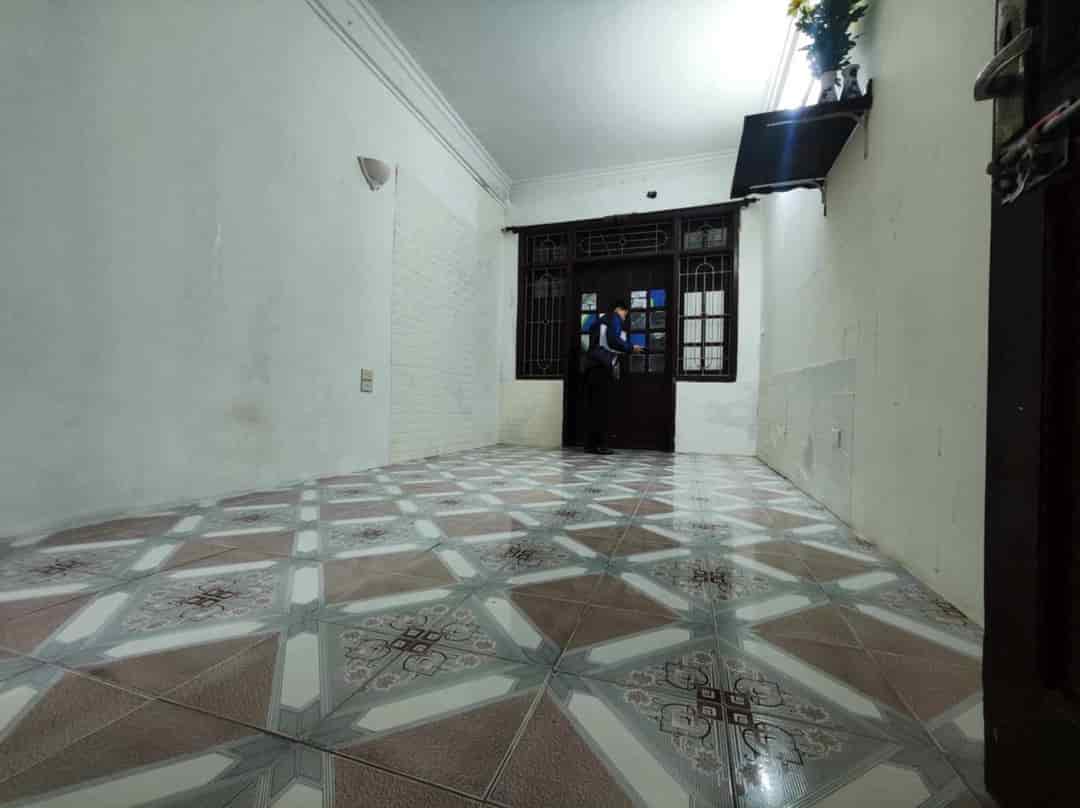 CHO THUÊ NHÀ RIÊNG PHỐ ĐỘI CẤN, BA ĐÌNH, NGÕ THÔNG RỘNG, VỪA Ở, VỪA KD