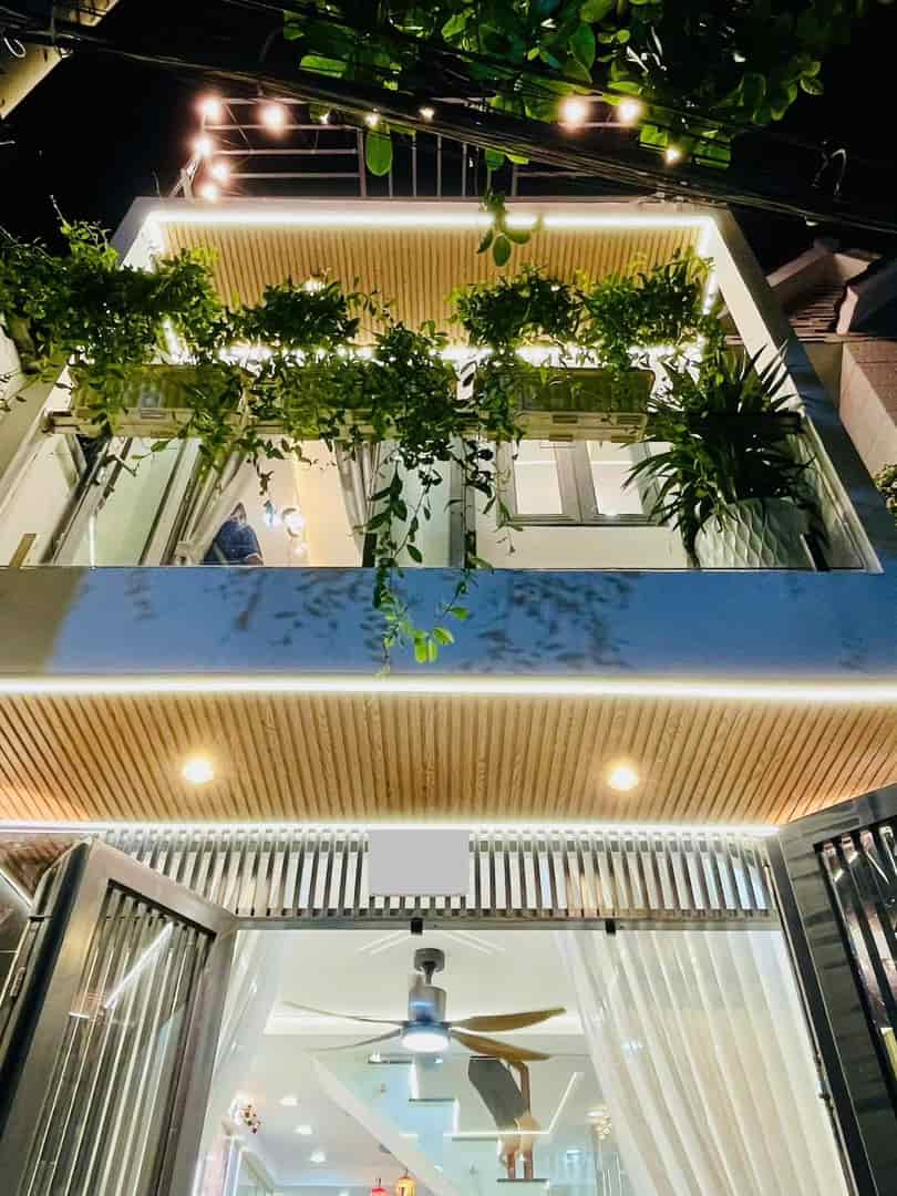 Bán nhà Bông Sao,Q8 20m2 xây 2 tầng giá 1tỷ450.Gần Cầu Hiệp Ân 1.Hẻm 4m.Sổ hồng riêng.