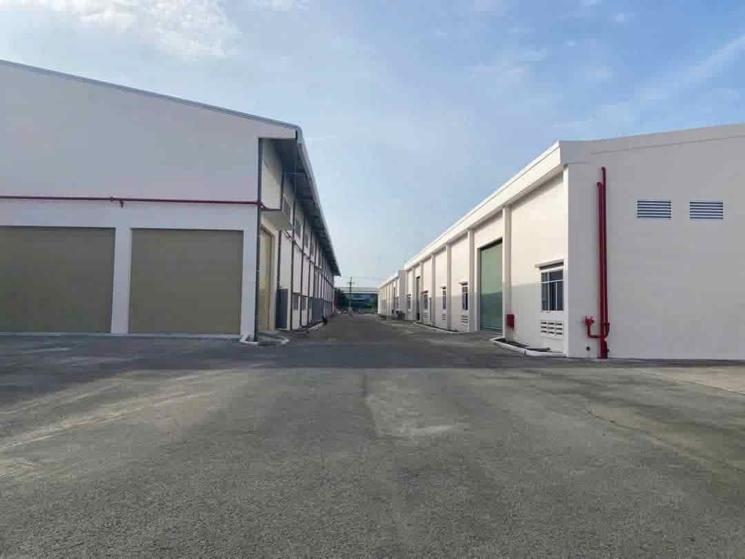 BÁN HOẶC CHO THUÊ XƯỞNG TẠI KCN VIỆT HƯƠNG 2 – BẾN CÁT, BÌNH DƯƠNG  DIỆN TÍCH 30.000M²  GIÁ BÁN & GIÁ THUÊ