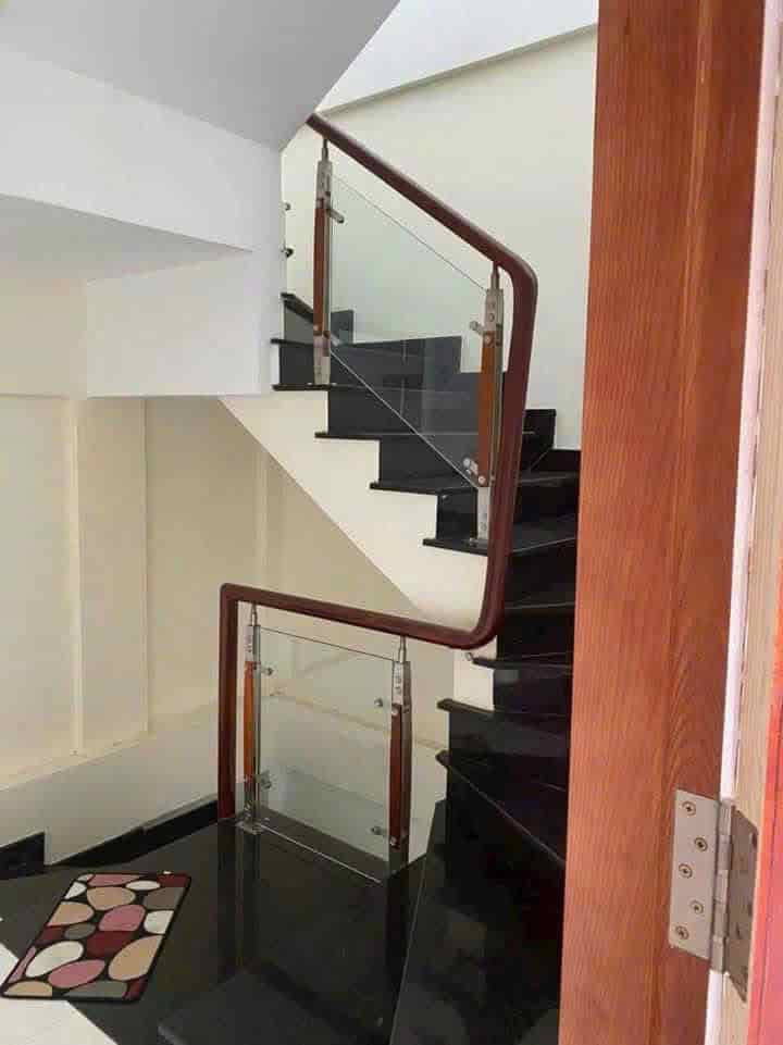 Cho Thuê Tòa Nhà 6 Tầng Lê Hồng Phong, Thủ Dầu Một, Bình Dương Diện Tích 650m², Giá Thuê 40 Triệu/tháng