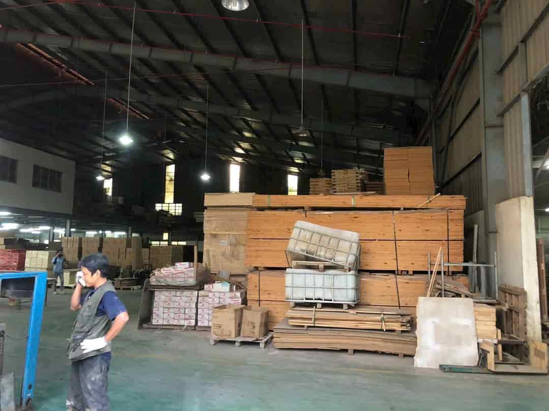Cho thuê xưởng Tân Uyên Bình Dương – 8.568m2, có nhà ở công nhân, giá thuê 30.000 USD/tháng