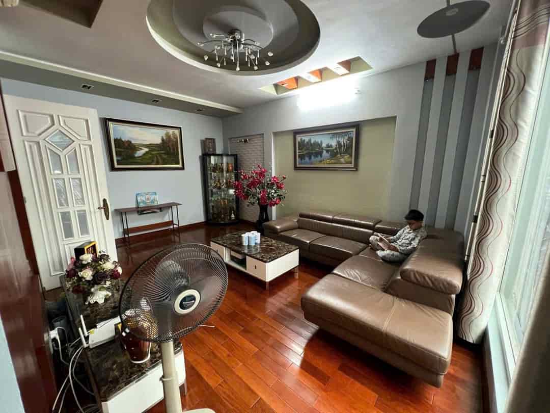 BÁN NHÀ PHỐ NGUYỄN KHANG, CẦU GIẤY 60M2, 5 TẦNG