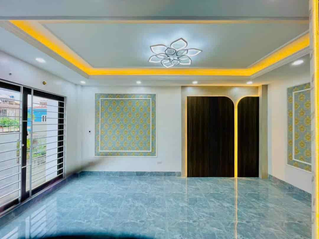 Bán Nhà Phố Hoàng Văn Thái 48m², 5 Tầng, Phân Lô Ô Tô, Giá Chỉ 8.9 Tỷ