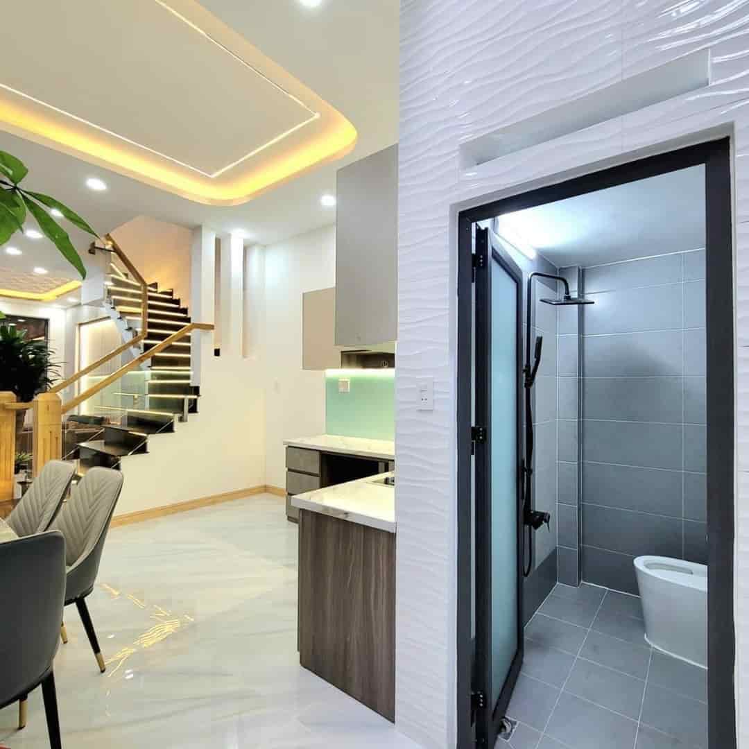 Nhà chính chủ 29,6m2 giá 1 tỷ 650 triệu đường Nguyễn Biểu, phường 1, quận 5, hẻm xe hơi 4m