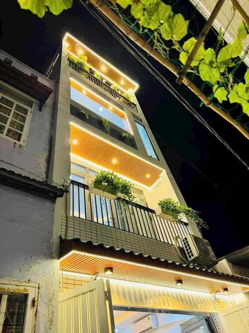 Bán nhà 51m2 Nguyễn Đình Chính, P11, Phú Nhuận. Gần UBND Quận, xây 4 tầng. Gía 2 tỷ250tr