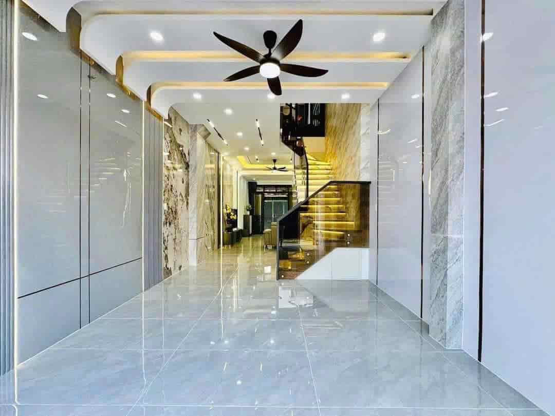 Định cư qua Mỹ bán nhà đường Số 22, Hiệp Bình Chánh, Thủ Đức. DT 68m2, giá 2tỷ530 sổ riêng