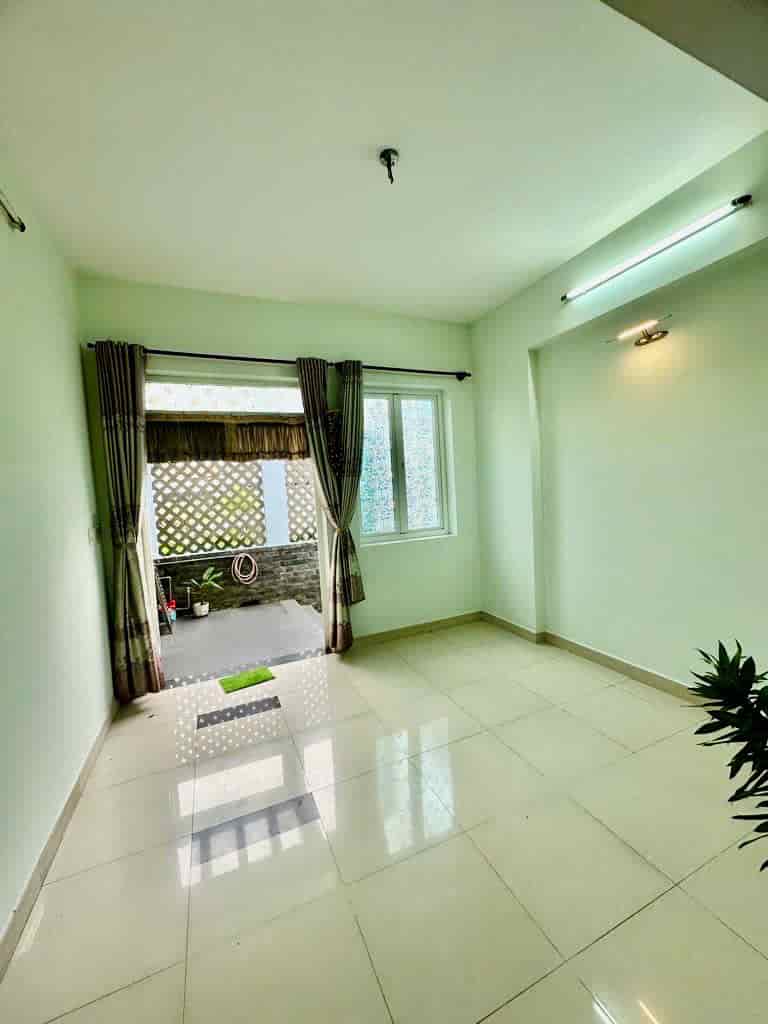 Nhà 4 tầng, 64m2, mt hẻm ô tô 6m, Đình Phong Phú, nhỉnh 5 tỷ