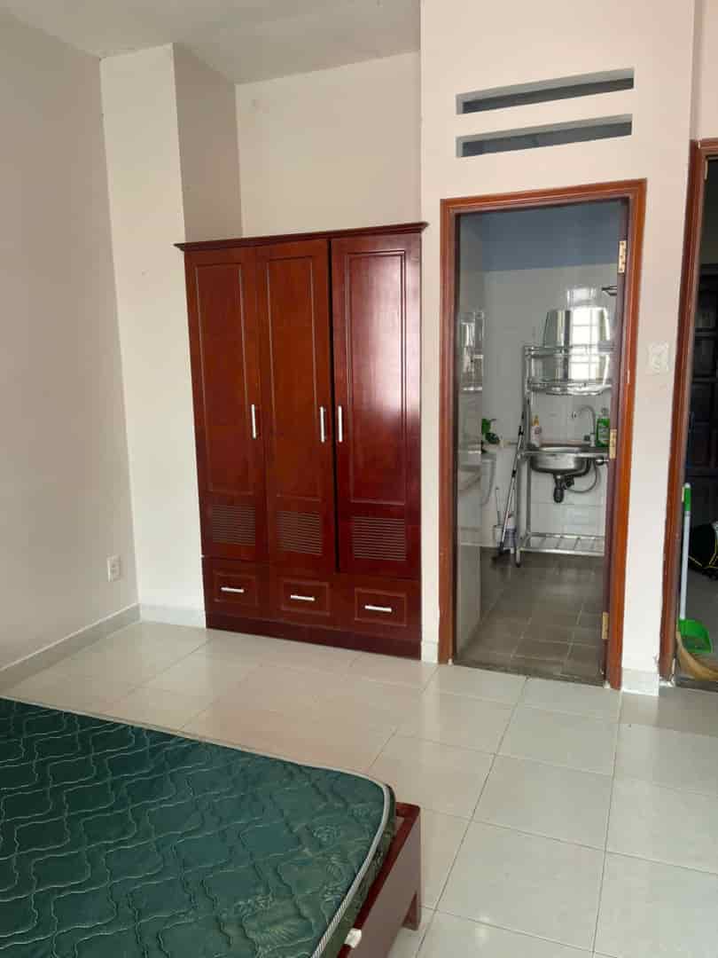 Cho thuê phòng trọ đầy đủ tiện nghi – Hoàng Hoa Thám, Bình Thạnh