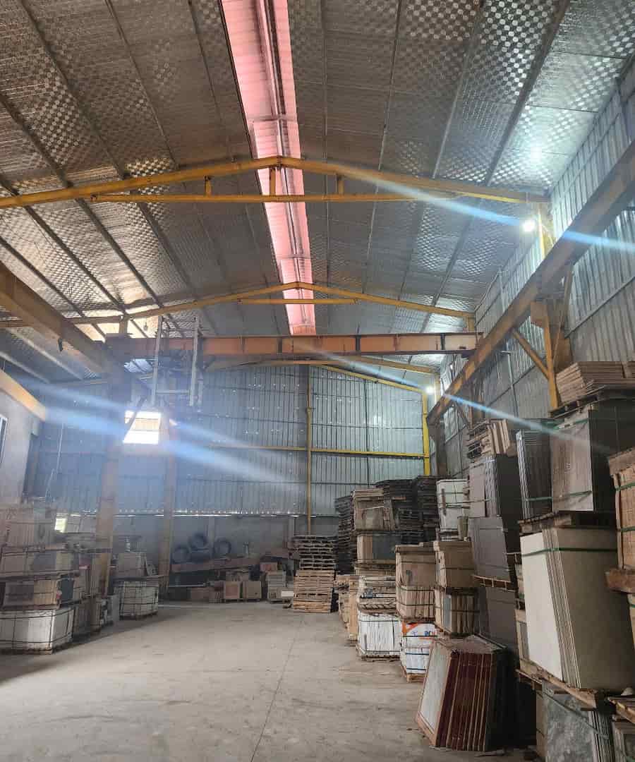 Bán 200m mặt quốc lộ 6 Phú Nghĩa-Chương Mỹ-HN
tặng thêm 251m full ont và nhà sưởng mới dựng hết 5 tỷ