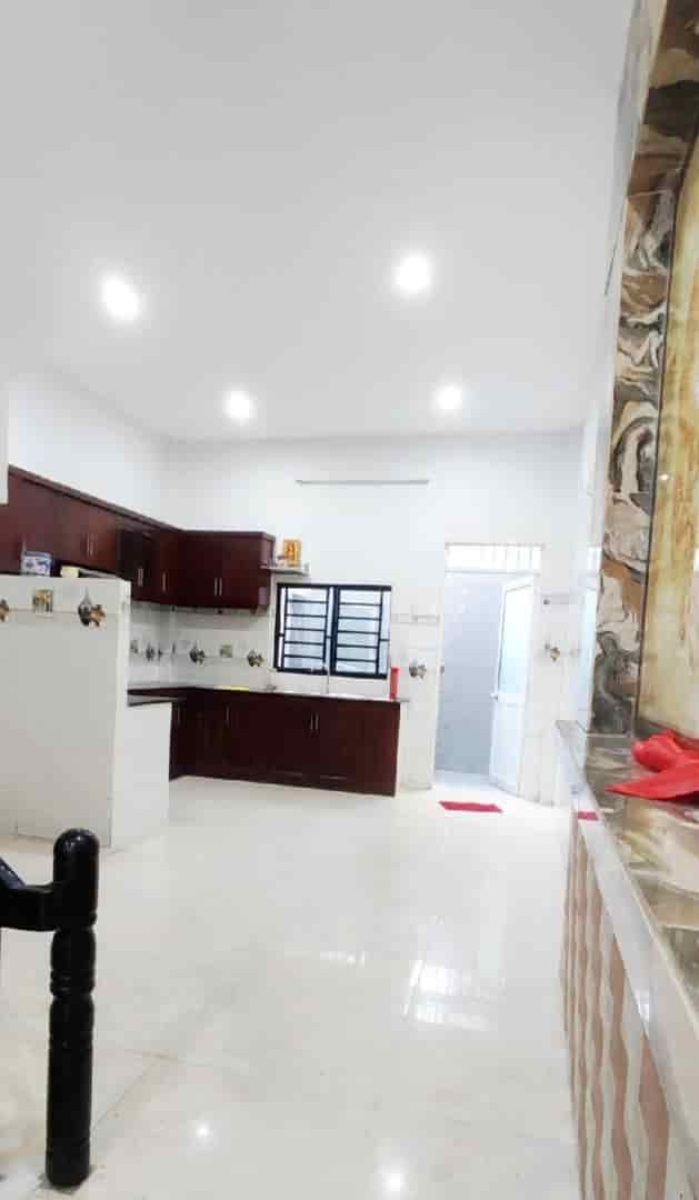 Bán nhà Bùi Tư Toàn 64m2 2 tầng ở ngay, nhích 5 tỷ hẻm xe hơi thông