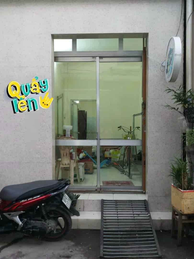 Phòng trọ 2,5 tr có máy lạnh mặt tiền hẻm gần Trường Đại học Cần Thơ