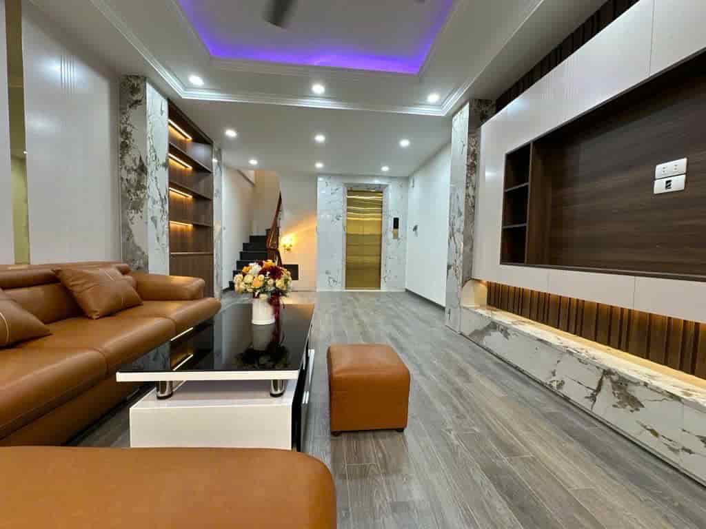 NHÀ THỊNH LIỆT, HOÀNG MAI. 44M2 6 TẦNG MT 4M GIÁ 12,8 TỶ- PHÂN LÔ - Ô TÔ - THANG MÁY - FULL NỘi THẤT - AN