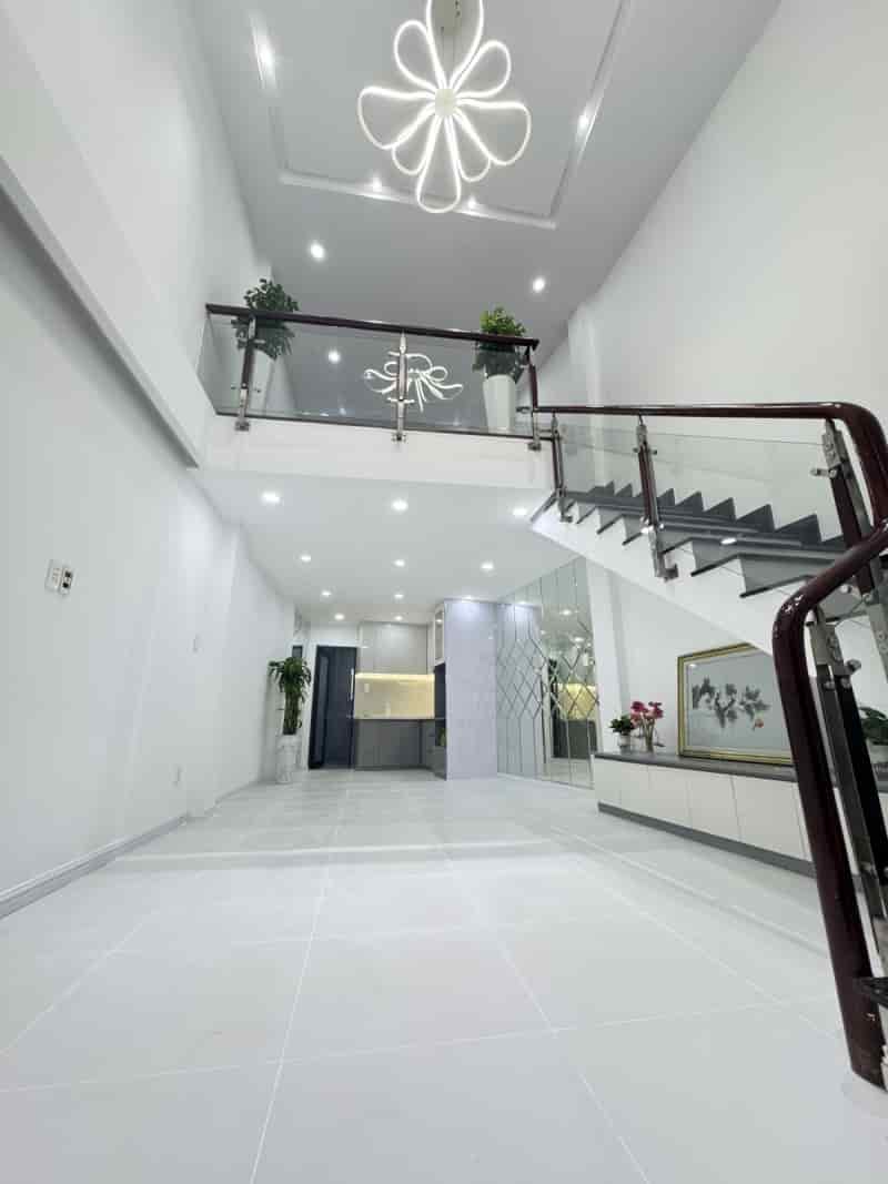 NHÀ 4 TẦNG GẦN NGUYỄN THỊ ĐỊNH QUẬN 2, CHỈ NHỈNH 5 TỶ