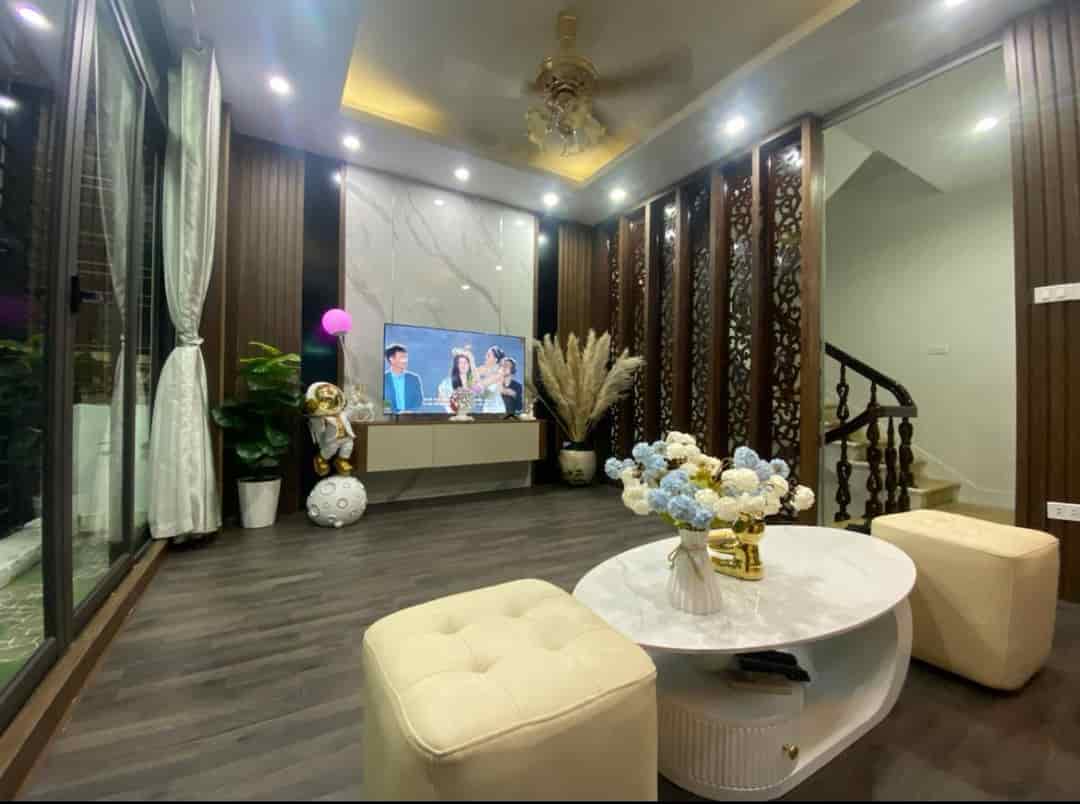 PHÂN LÔ Ô TÔ VÀO NHÀ, XUÂN THUỶ, CẦU GIẤY, 33M x 5T, MT 5.9M, LÔ GÓC 2 MẶT NGÕ Ô TÔ
