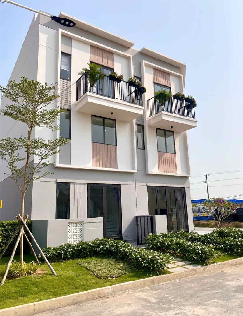 Chỉ 2,4 Tỷ. Sở Hữu Nhà Phố Ngay Trung Tâm TP. Mới Bình Dương