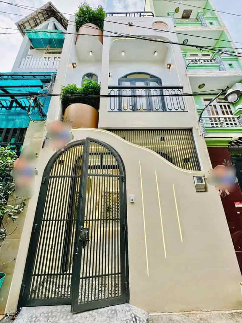Kẹt tiền,Bán Gấp,Nhà mặt tiền Linh Trung 86m2 Giá 2tỷ688, Gần chợ Thủ Đức,Pháp lí chuẩn, Hẻm2xe hơi