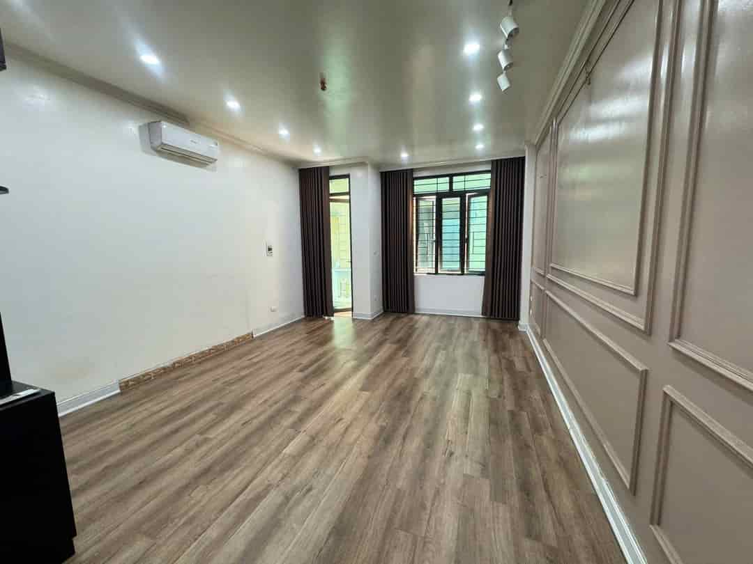 PL ĐỖ QUANG - KINH DOANH SẦM UẤT Diện Tích 38m2 5 tầng mặt tiền 4.1m Giá 17.9 tỷ