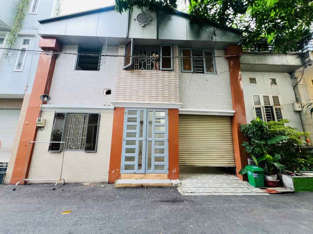BÁN NHÀ CẤP 4  RỘNG 8M HẺM 5,5M ĐƯỜNG TÔ NGỌC VÂN LINH TÂY THỦ ĐỨC