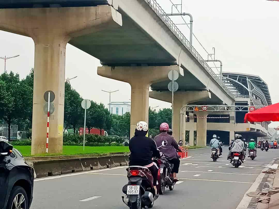 Bán Nhà C4 Gần Ngay Ga Metro Công Nghệ Cao. Hẻm Đường 17 Oto Thoải Mái . Linh Trung Thủ Đức