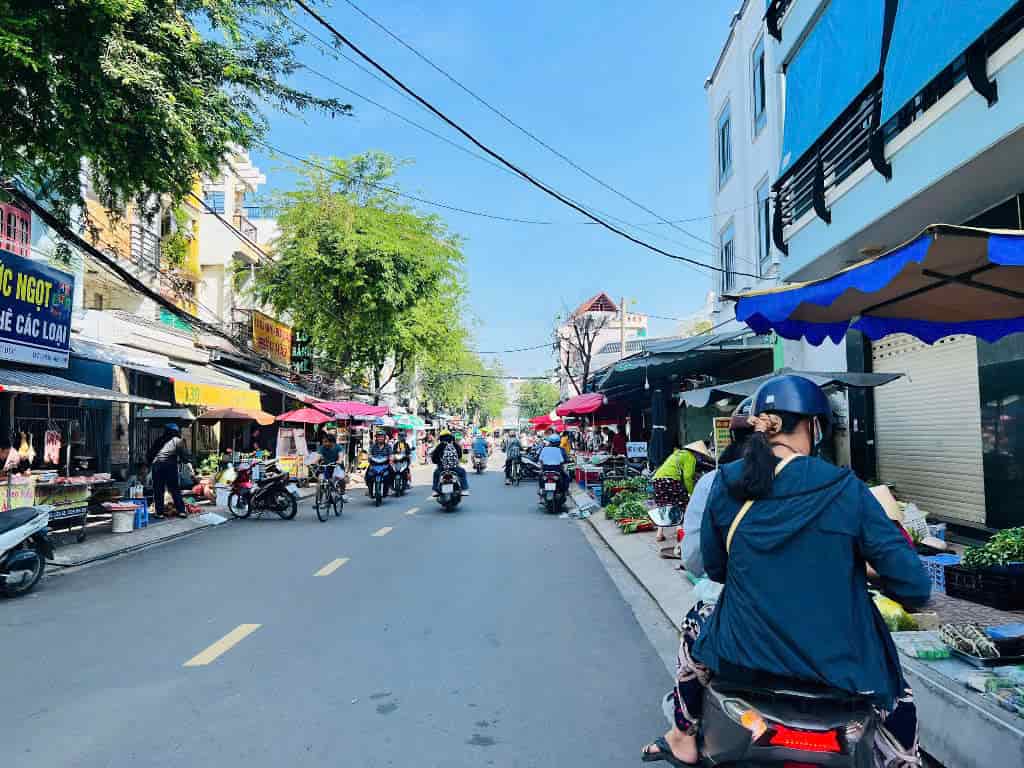 Bán Nhà Mặt Tiền Rộng 7m Kinh Doanh Sầm Uất 3 Tầng Đường Số 18 Phước Bình Thủ Đức
