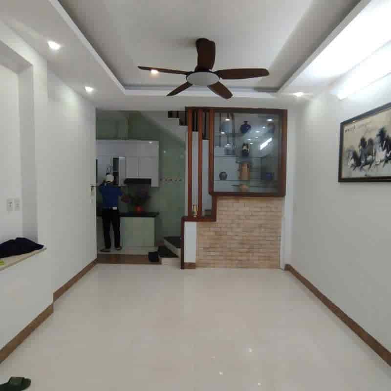 Bán nhà mặt phố Bích Câu, Cát Linh, Đống Đa, 55m², 4 tầng, 8.9 tỷ, sổ đỏ