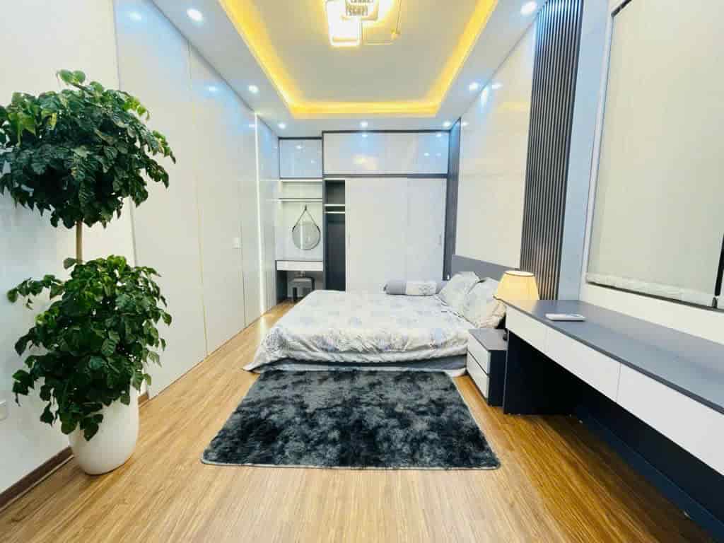 BÁN NHÀ NGỌC THỤY  5 TẦNG - 34M² - NHỈNH 5TỶ  - GẦN Ô TÔ