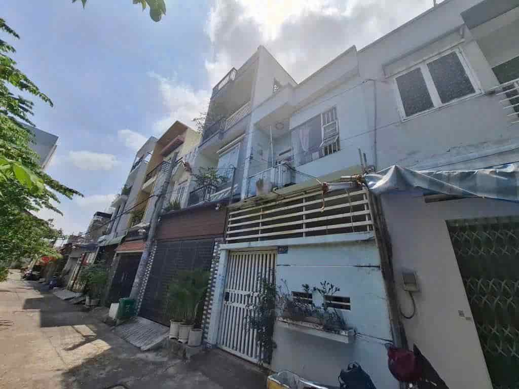 Nhà đẹp Tân Thới NHẤT- q12 sát Tân Bình -hẻm oto- 46m2 giá 3.xxty -không lộ giới tương lại 2 mặt tiền