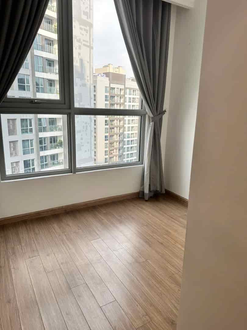 Giá tốt Vinhomes Central Park – 2PN – 75m2, Full NT – 20 Triệu vào ngay