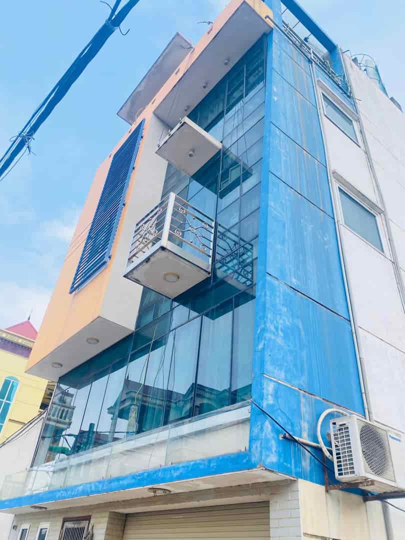 Độc nhất vô nhị nhà phố Phú Diễn 50m2 mt 7m 4 tầng đầy đủ công năng, ngõ to Ô TÔ đỗ cửa, 7,3 ty