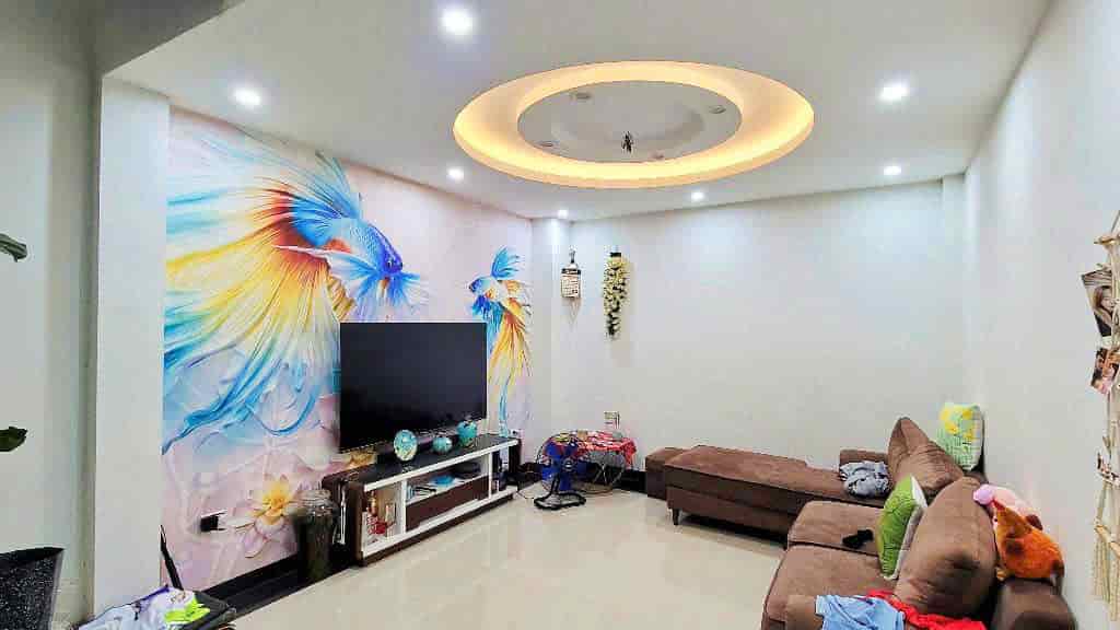 HAI BƯỚC RA PHỐ - 45 M², 4 TẦNG, NHÀ ĐẸP, Ở NGAY - ĐỐI DIỆN AEON LONG BIÊN - Ô CHỜ THANG MÁY - FUII NỘI THẤT