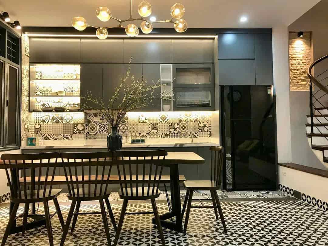 Bán nhà TT Ba Đình ô tô vào nhà nhà đẹp ở ngay 65m chỉ 18 tỷ