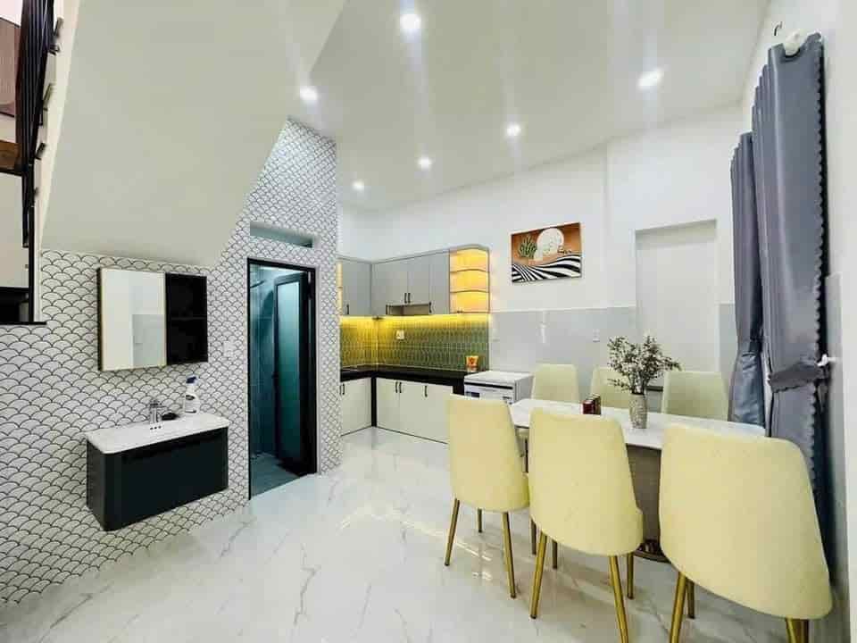 Bán nhà Đường Đào Duy Anh, Phường 9, Phú Nhuận, Hồ Chí Minh. 70m2/ 1 tỷ 700 triệu, liên hệ Tín