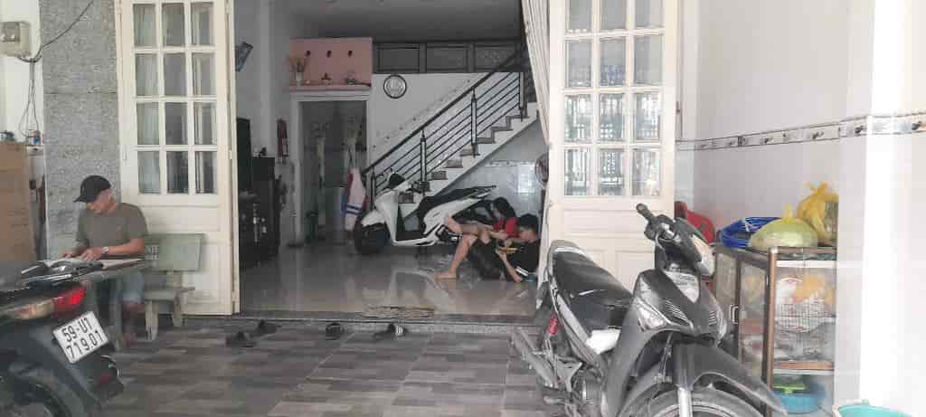 CẦN TIỀN BÁN GẤP NHÀ ĐƯỜNG BÌNH ĐÔNG P14, Q8 DT 71.1M2 5.9X13M 2T, 2PN CHỈ 5 TỶ