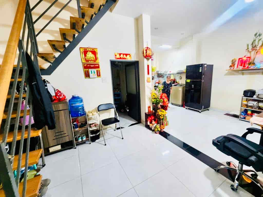 KẸT TIỀN BÁN GẤP NHÀ ĐẸP HƯNG PHÚ [P10 Q8] DT 37M2 (6 X 7M) 2T, 3PN, 3WC CHỈ 4.15 TỶ