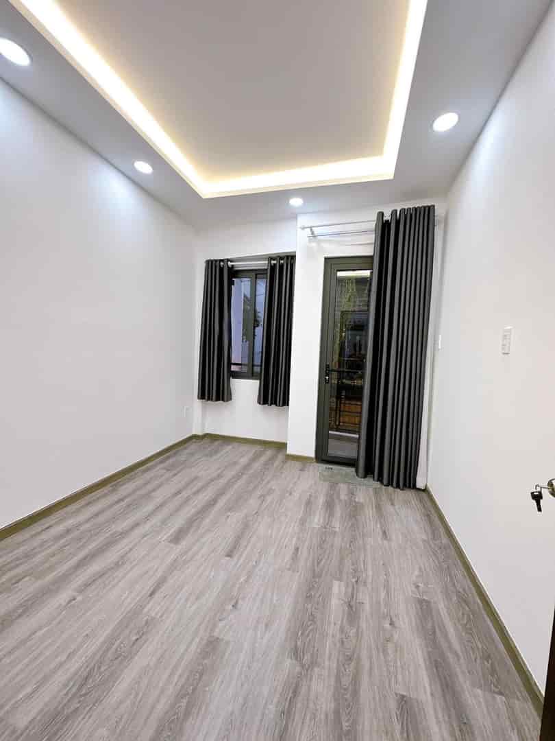 Bán Nhà riêng 100m2 tại Phạm Văn Đồng Thủ Đức gần gigamal. Kết cấu 1 trệt 1 lầu, Giá 3 tỷ 100, sổ hồng riêng