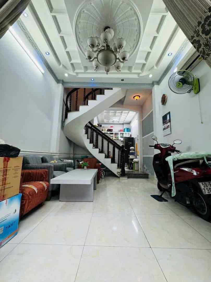 Bán gấp nhà đường Đất Thánh, Phường 14, Tân Bình, Giá 3 tỷ 230, Diện tích 55m2