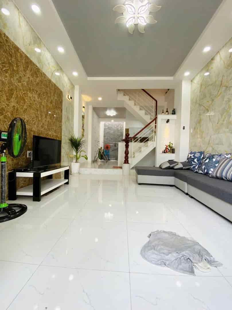 Kẹt tiền cần bán nhà Hiệp Bình P Hiệp Bình Phước Thủ Đức DT 90m2 Giá 2tỷ350