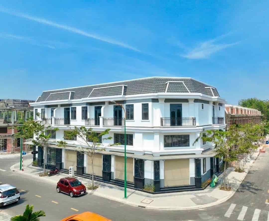 NHÀ PHỐ RICHLAND NGAY TP.MỚI BÌNH DƯƠNG, TRẢ TRƯỚC 790TR SỞ HỮU NGAY