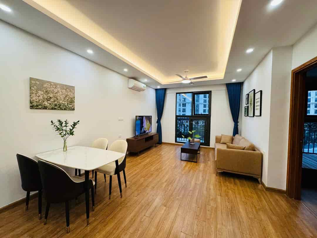 Chính chủ cho thuê chung cư The Merald CT8 Mỹ Đình,  2pn, 2vs, 104m2, ở được ngay