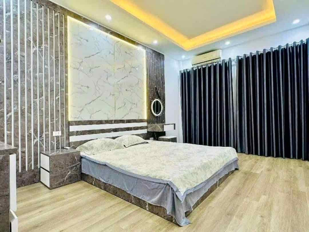 Nhà đẹp Minh Khai, 30m2x5 tầng, Lô góc 2 thoáng, Ngõ to ôtô tránh, Full đồ ở ngay, Chưa đến 6 tỷ