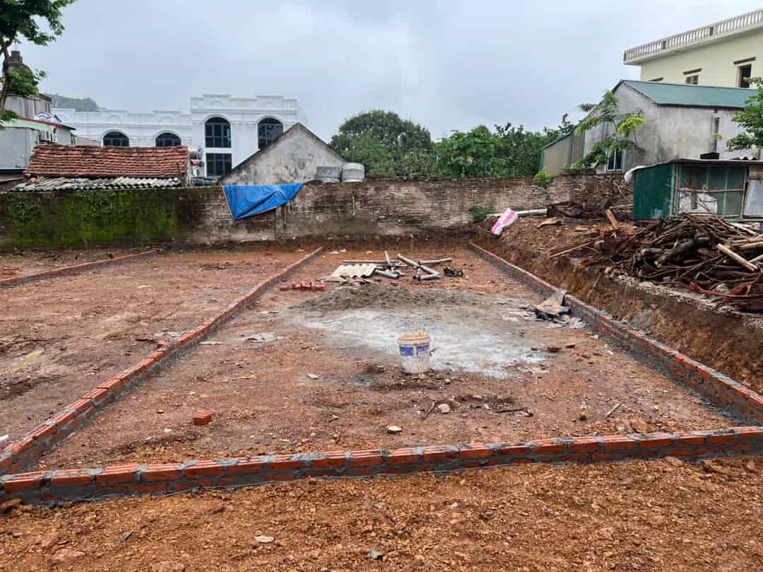 CC e cần bán lô đất 80m tại xã phụng châu chương mỹ