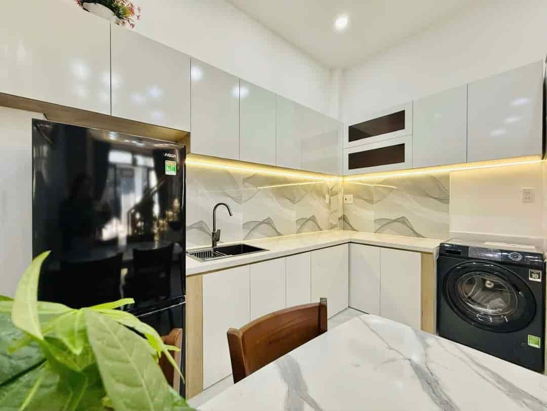 NHÀ ĐẸP  GÒ VẤP - FULL NỘI THẤT  - CÁCH ĐƯỜNG SỐ 1 CHỈ 50M - 5 PHÚT RA CÔNG LÀNG HOA, SIÊU THỊ LOTTE
