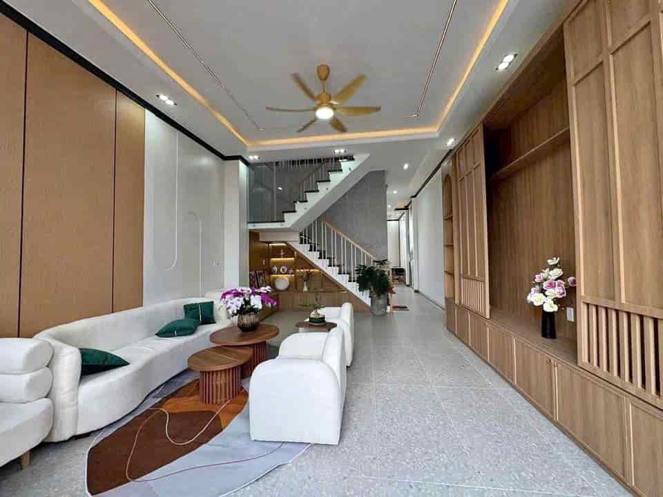 Bán nhà đường Lạc Long Quân, Phường 5, Quận 11, Hồ Chí Minh, 65m2, 1 tỷ 900 triệu, SHR