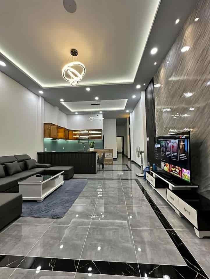 Bán nhà Đường Phạm Văn Bạch, Phường 12, Quận Gò Vấp, Hồ Chí Minh, 50m2/ 1 tỷ 835 triệu, SHR