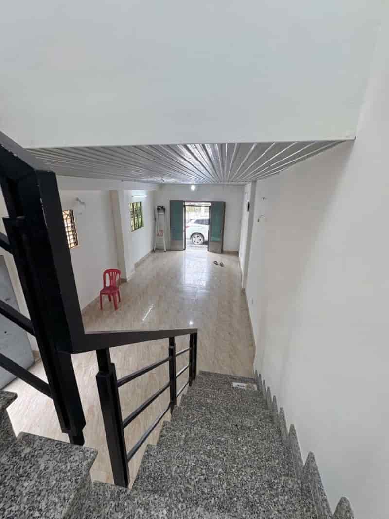 Bán nhà mặt phố Linh Trung, Thủ Đức, 52m², 3.95  tỷ, sổ hồng