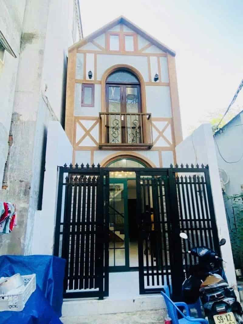 Bán nhà 2 tầng, 42m², 2PN, 2WC, Linh Tây, Thủ Đức, 3.3 tỷ
