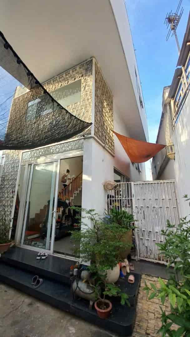 Bán nhà 128m², 4PN, 3WC, ngõ Linh Chiểu, Thủ Đức, 9.8 tỷ