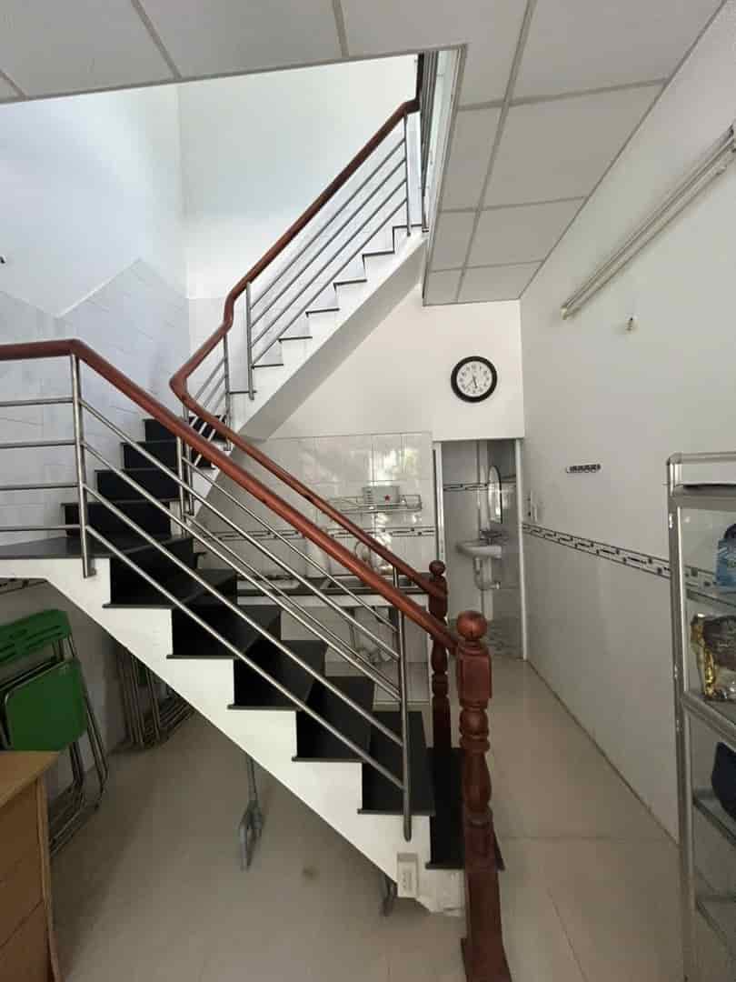 Bán nhà 2 tầng, 62m2, 4 tỷ, Hương Lộ 2, Bình Trị Đông A, Bình Tân