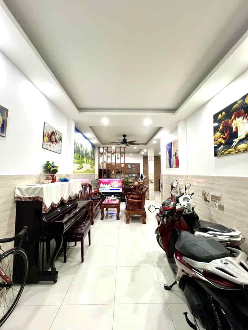 Chính Chủ 1 Đời, Nhà 66M², Ô TÔ VÀO NHÀ, Đối Diện UBND Gò Vấp– 5.89 Tỷ TL!