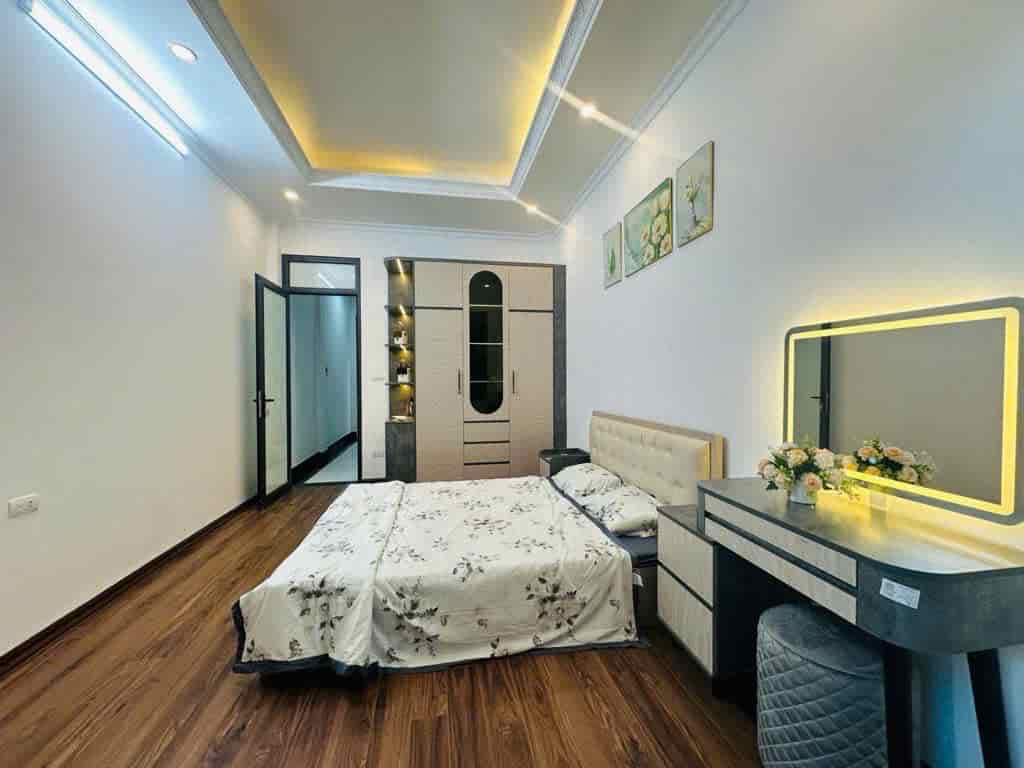 Bán nhà 4 tầng, 6 phòng, tặng hết nội thất, 42m², Minh Khai - Hai Bà Trưng - 7.78 tỷ